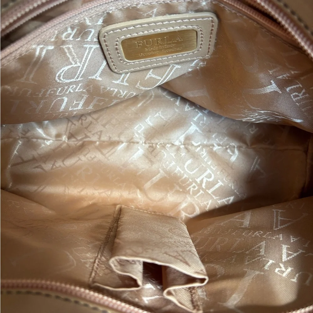 Furla Leather Tan Bag Minimalist Design - Picture 7 of 11